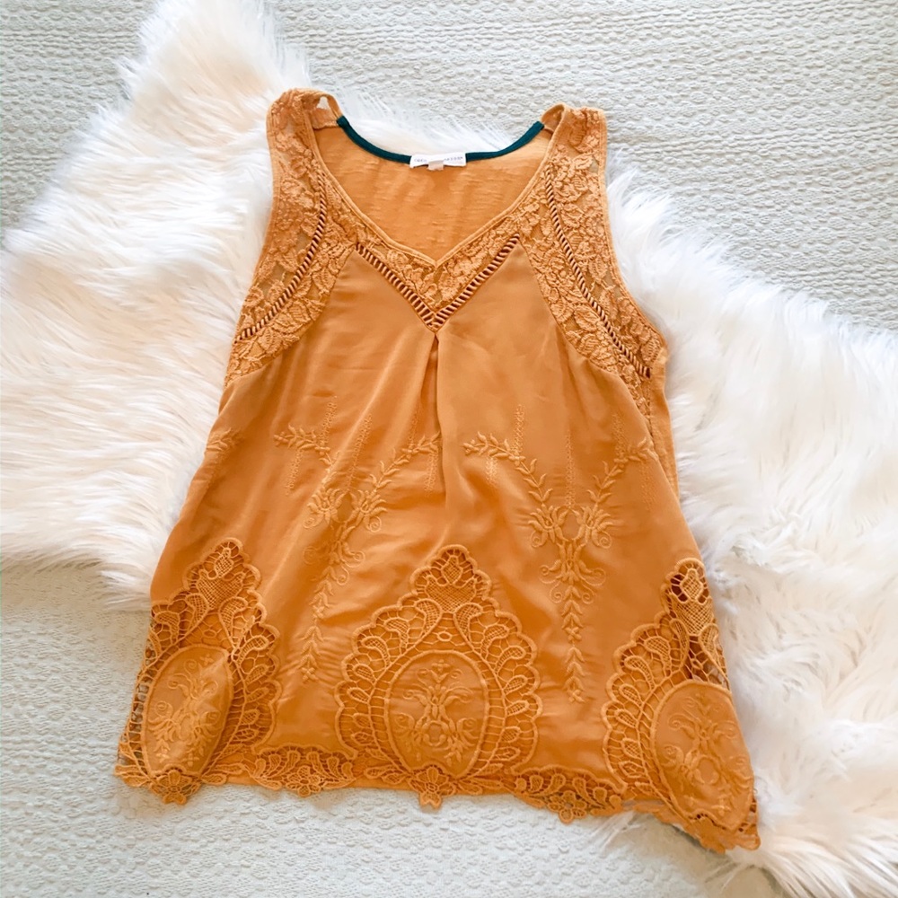 Coco+Jaimeson Tank